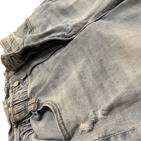 RUE 21 Vanilla Star Size 11 High Waisted Ripped and Faded Jeans - Picture 8 of 9